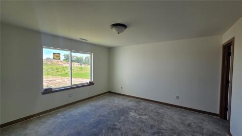 8806 Zeppelin Avenue NE Cedar Rapids IA 52402