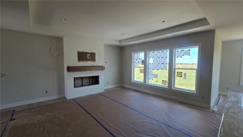 8806 Zeppelin Avenue NE Cedar Rapids IA 52402