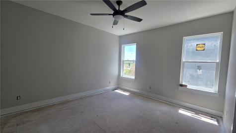 8806 Zeppelin Avenue NE Cedar Rapids IA 52402