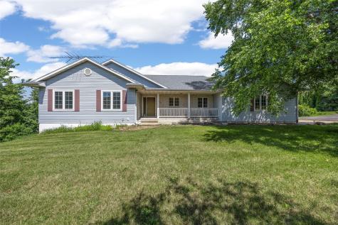 6808 Michael Road Palo IA 52324