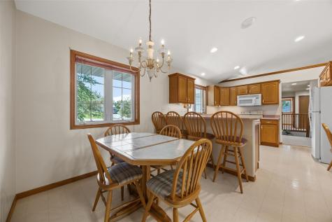 6808 Michael Road Palo IA 52324