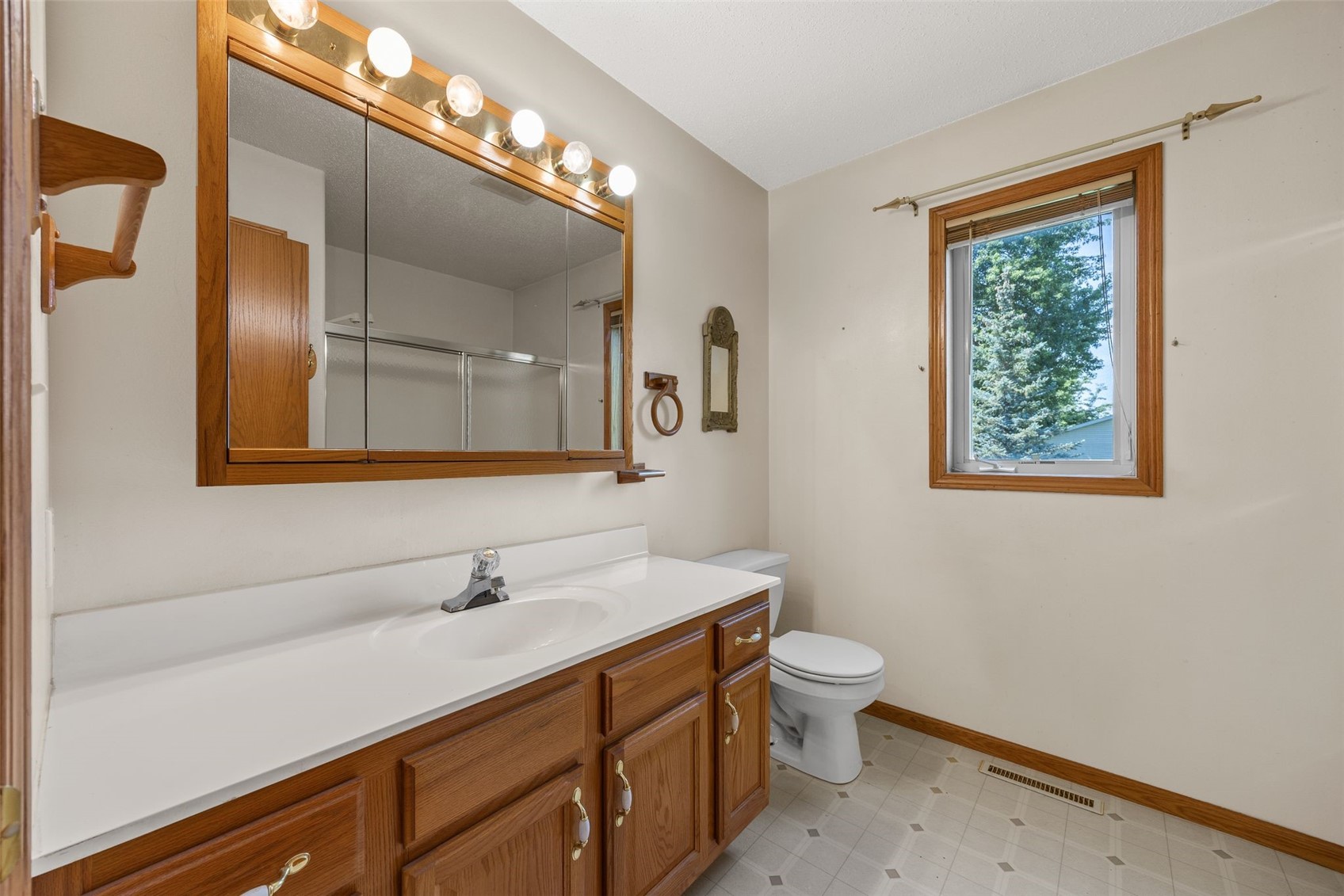 6808 Michael Road Palo IA 52324