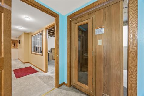 6808 Michael Road Palo IA 52324