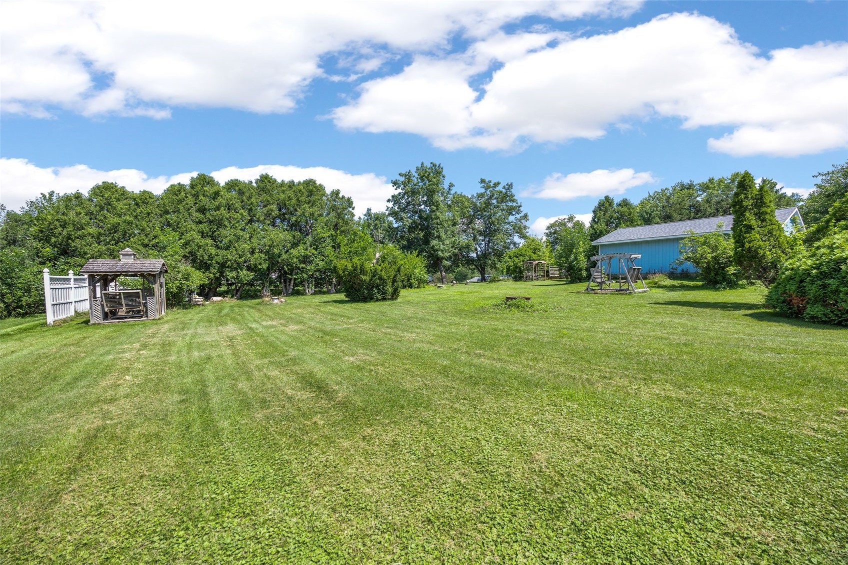 6808 Michael Road Palo IA 52324