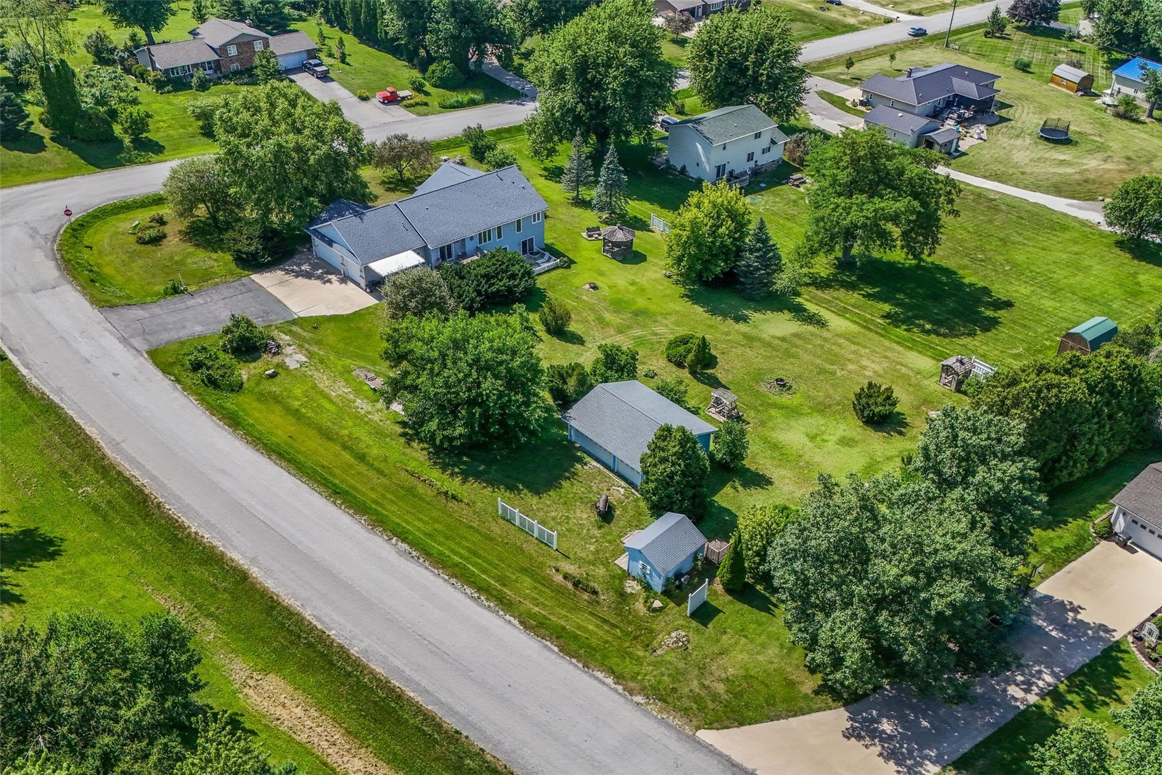 6808 Michael Road Palo IA 52324