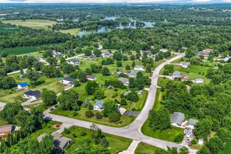 6808 Michael Road Palo IA 52324