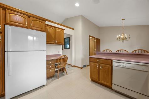 6808 Michael Road Palo IA 52324
