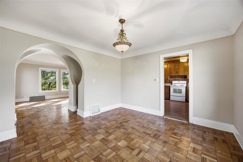 317 10th Avenue SW Mt Vernon IA 52314