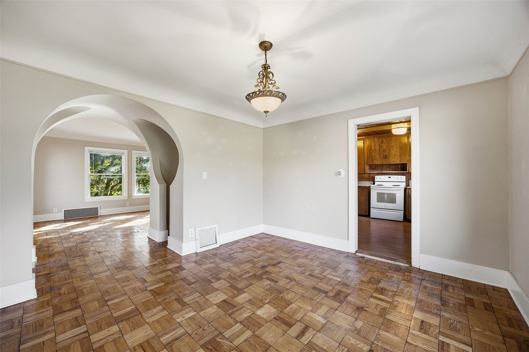 317 10th Avenue SW Mt Vernon IA 52314