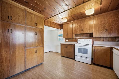 317 10th Avenue SW Mt Vernon IA 52314