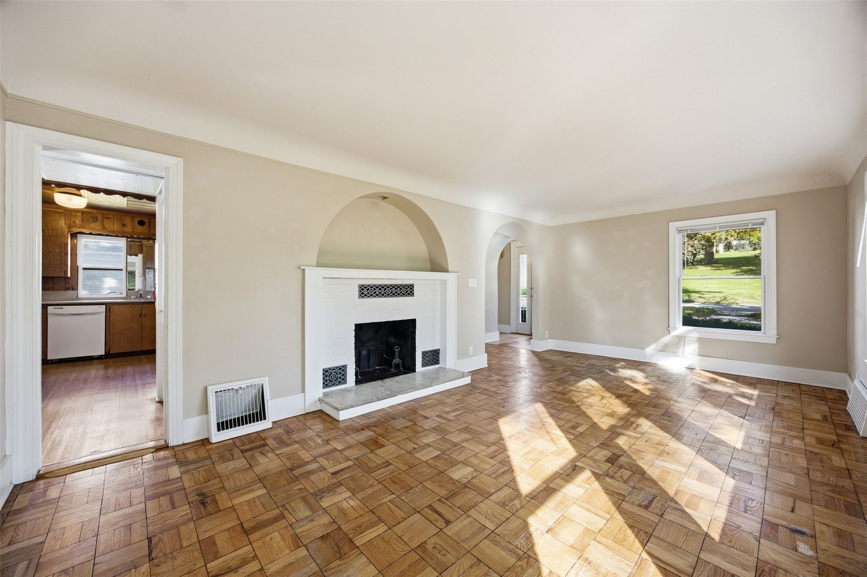 317 10th Avenue SW Mt Vernon IA 52314