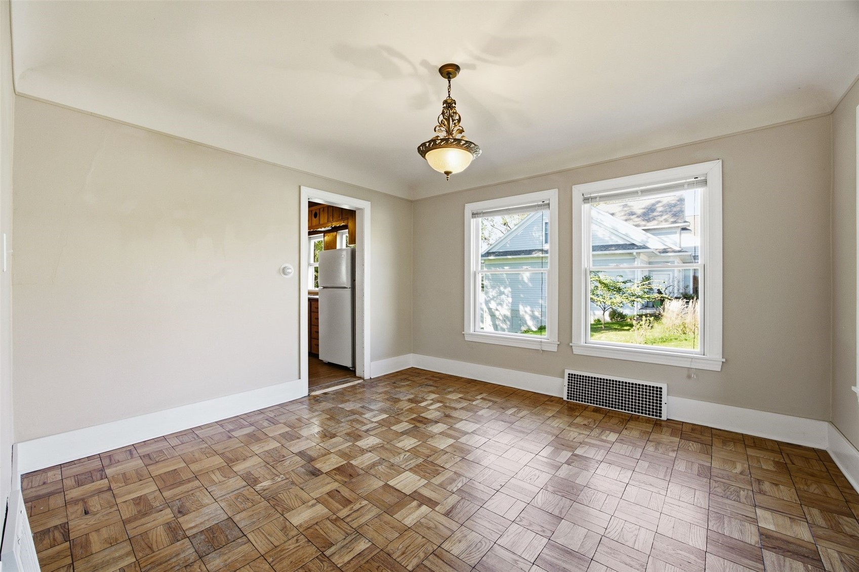 317 10th Avenue SW Mt Vernon IA 52314