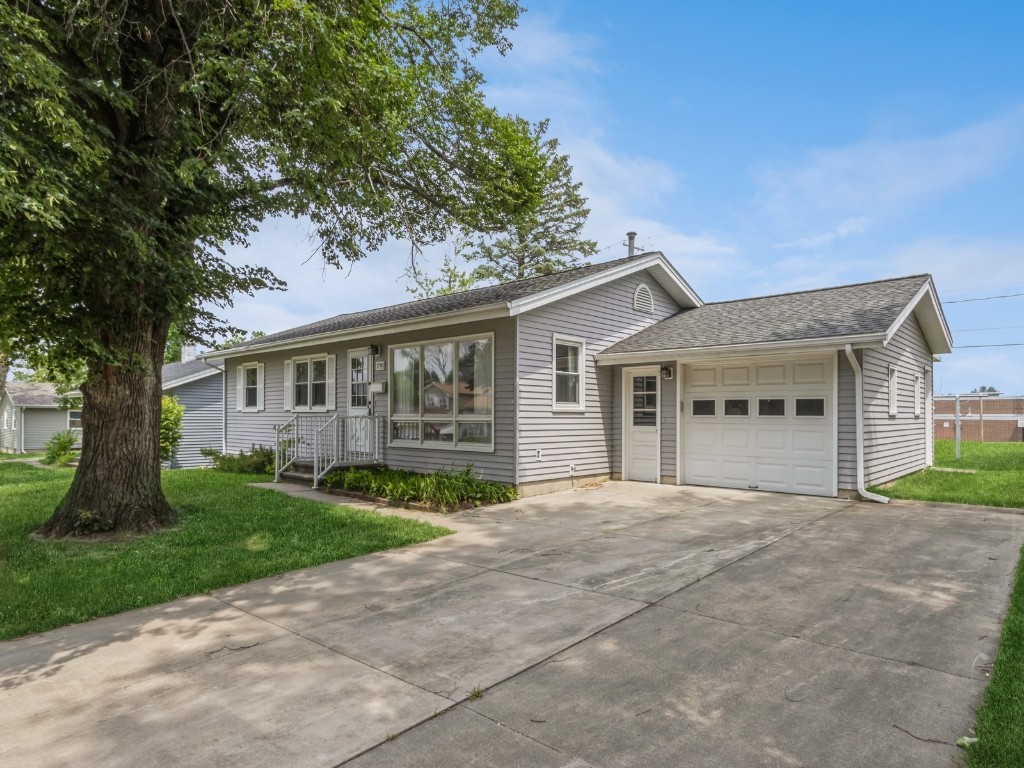 2770 Mcgowan Boulevard Marion IA 52302