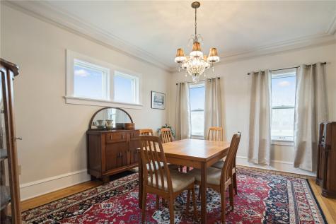 2335 Blake Boulevard SE Cedar Rapids IA 52403