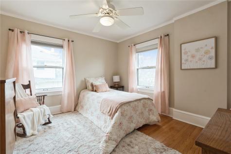 2335 Blake Boulevard SE Cedar Rapids IA 52403