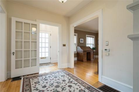 2335 Blake Boulevard SE Cedar Rapids IA 52403