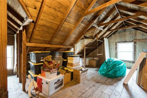 2335 Blake Boulevard SE Cedar Rapids IA 52403