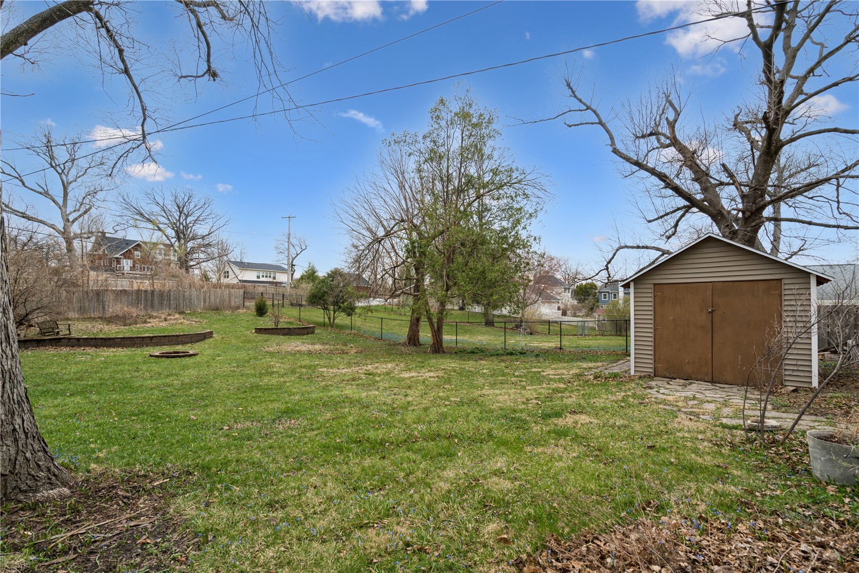 2335 Blake Boulevard SE Cedar Rapids IA 52403