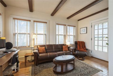 2335 Blake Boulevard SE Cedar Rapids IA 52403