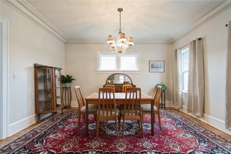 2335 Blake Boulevard SE Cedar Rapids IA 52403