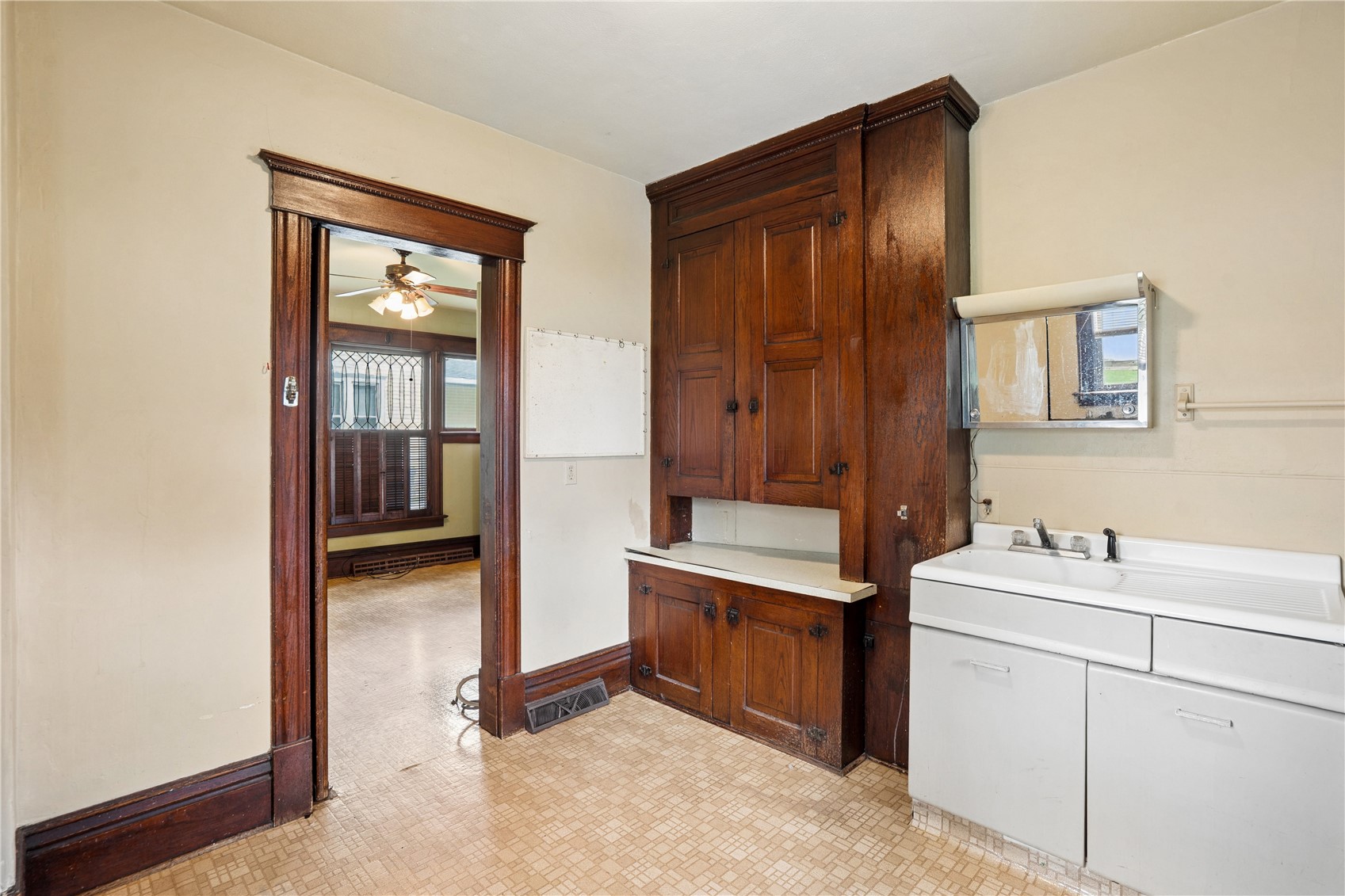 414 6th Avenue Clarence IA 52216
