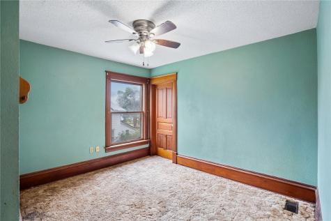 414 6th Avenue Clarence IA 52216