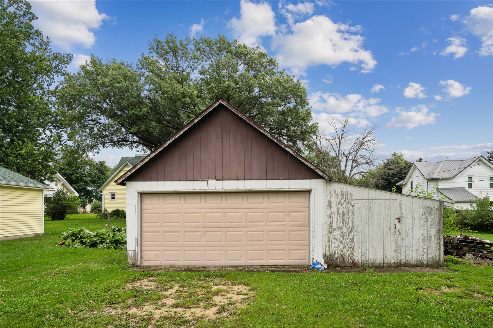 414 6th Avenue Clarence IA 52216