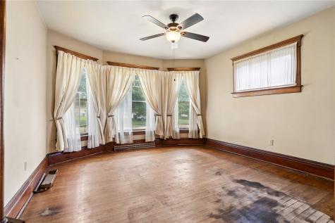 414 6th Avenue Clarence IA 52216
