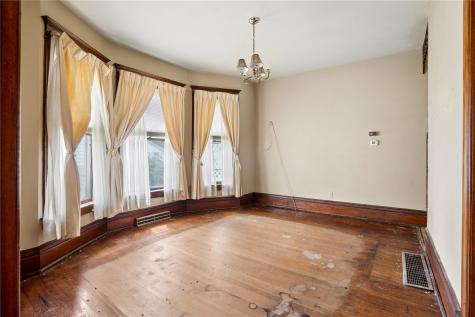 414 6th Avenue Clarence IA 52216