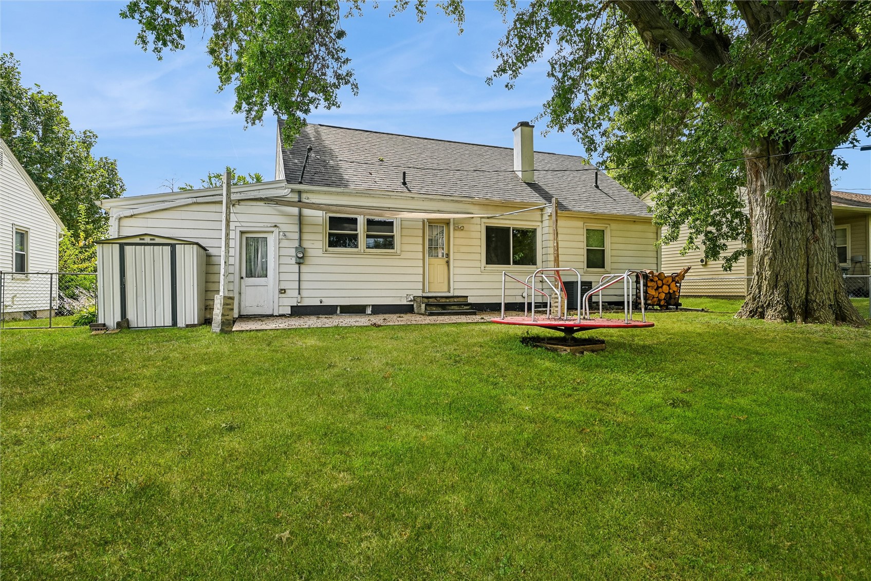 1020 25th Street NE Cedar Rapids IA 52402