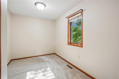 1129 Hampton Court Iowa City IA 52240