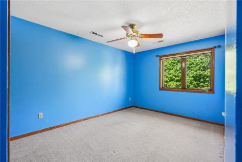 1129 Hampton Court Iowa City IA 52240