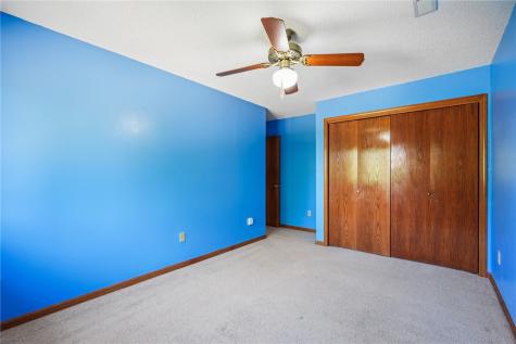 1129 Hampton Court Iowa City IA 52240