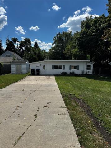 1355 3RD Avenue Marion IA 52302