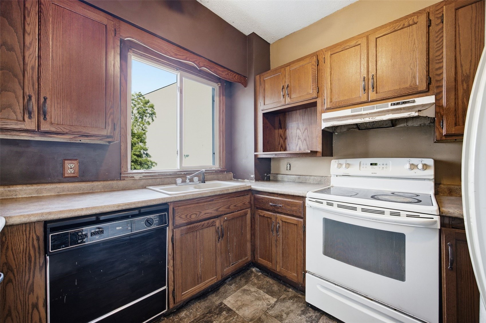 109 S Front Street Greeley IA 52050