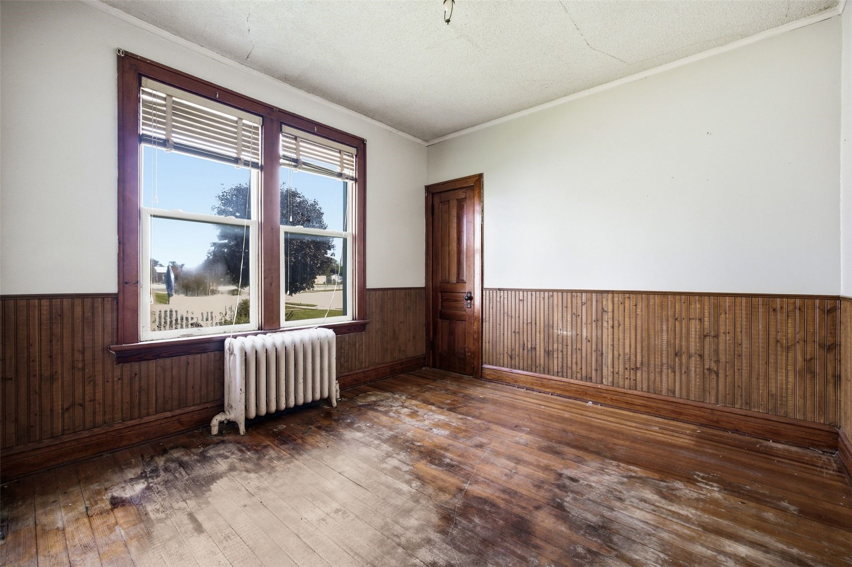 109 S Front Street Greeley IA 52050