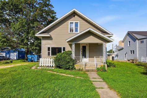 109 S Front Street Greeley IA 52050