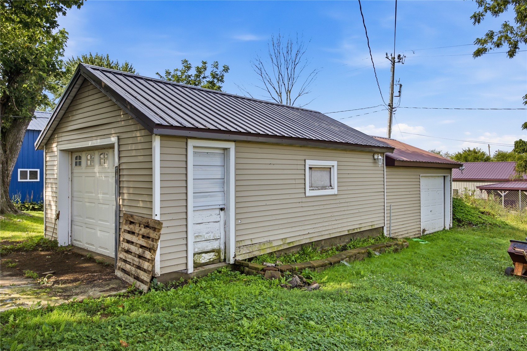 109 S Front Street Greeley IA 52050