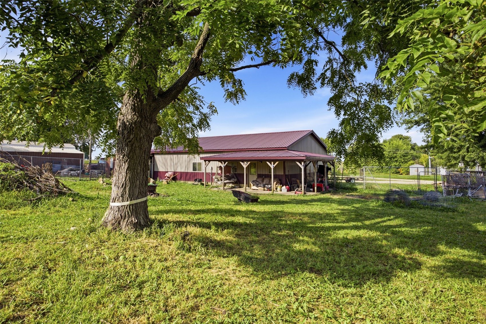 109 S Front Street Greeley IA 52050