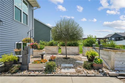 4064 Aster Court Marion IA 52302