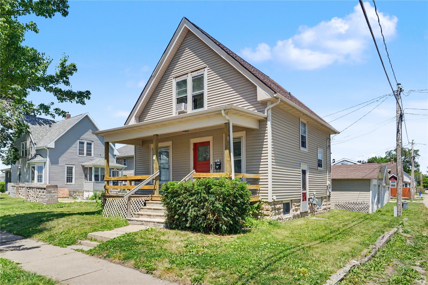 718 10th Avenue SW Cedar Rapids IA 52404