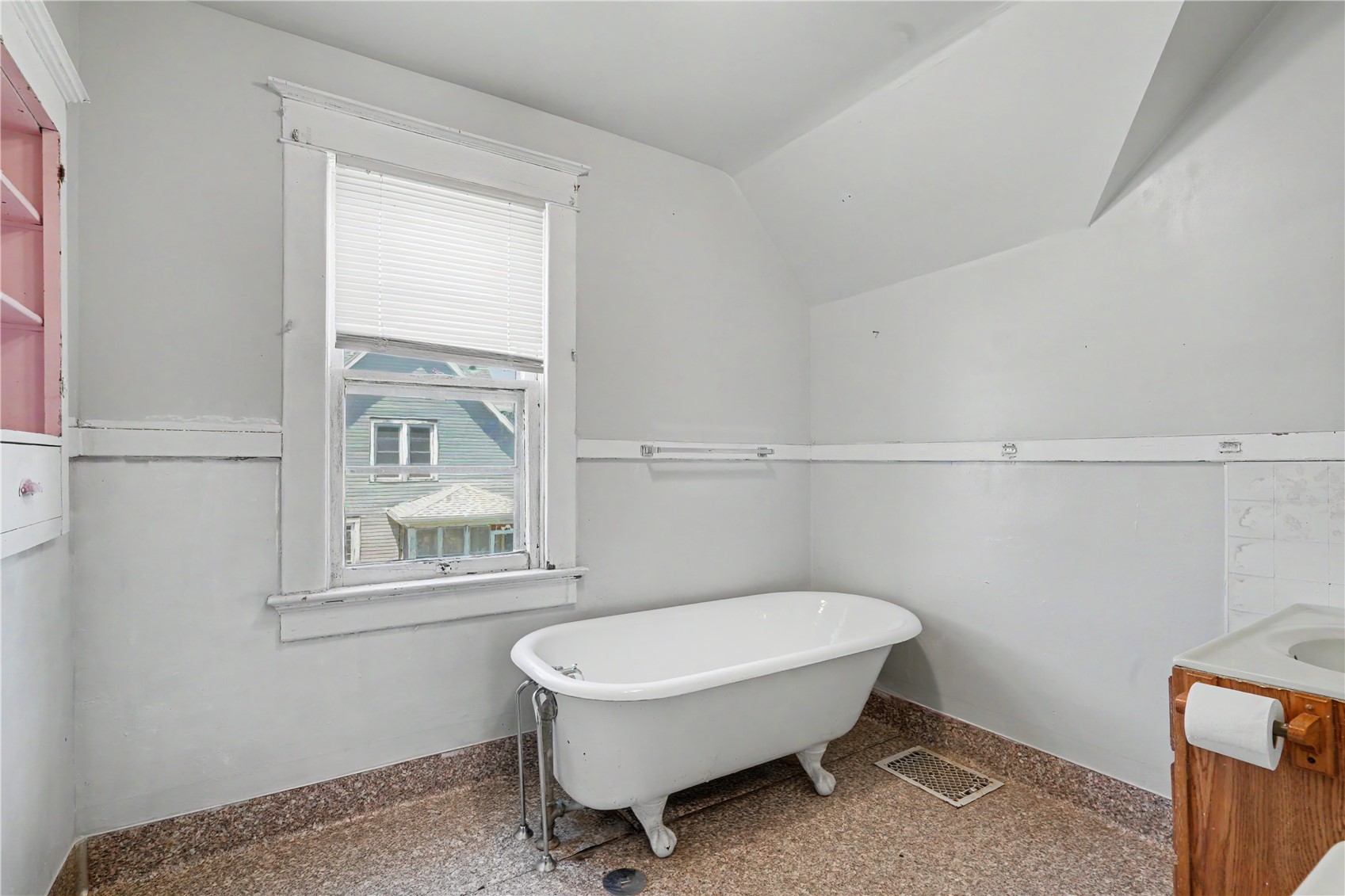 718 10th Avenue SW Cedar Rapids IA 52404