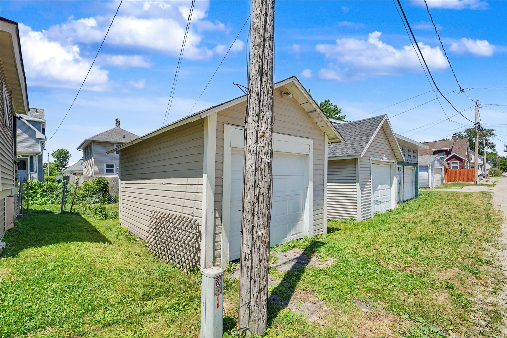 718 10th Avenue SW Cedar Rapids IA 52404