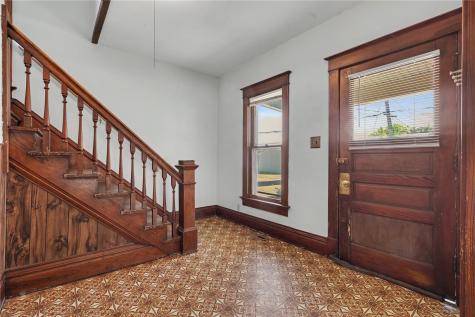 718 10th Avenue SW Cedar Rapids IA 52404