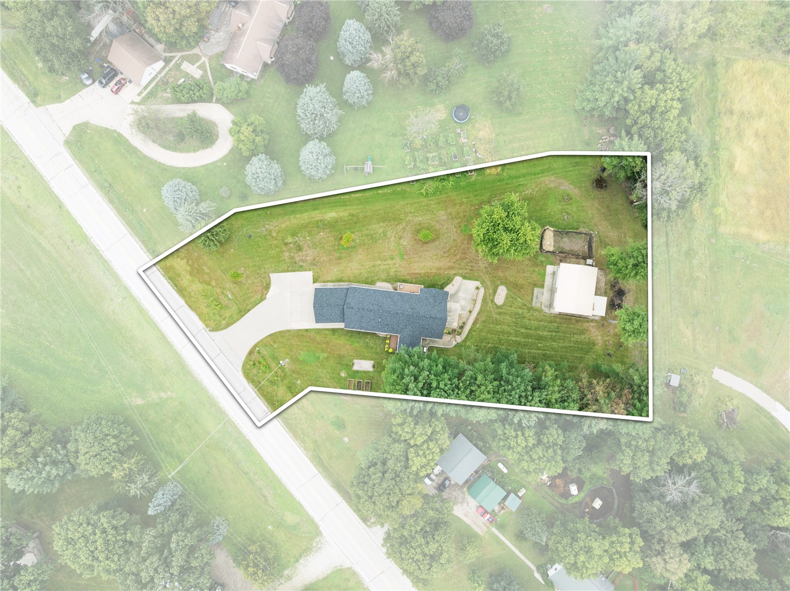 3307 55th Street Center Point IA 52213