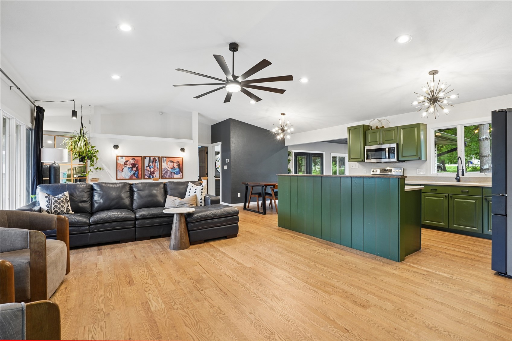 3307 55th Street Center Point IA 52213