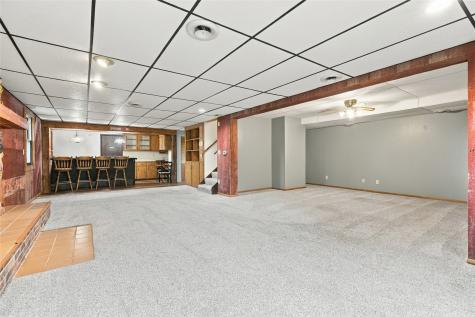 812 12th Street Kalona IA 52247