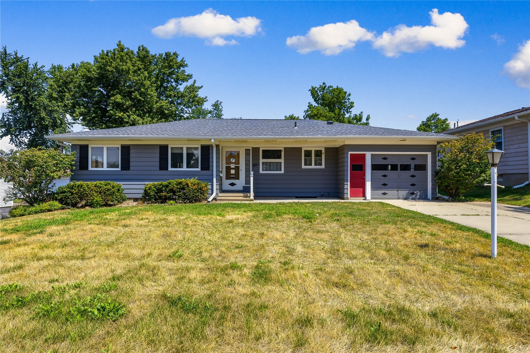 Cedar Rapids IA, 800 29TH Street NE