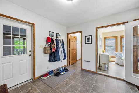 215 10th Avenue SW Mt Vernon IA 52314