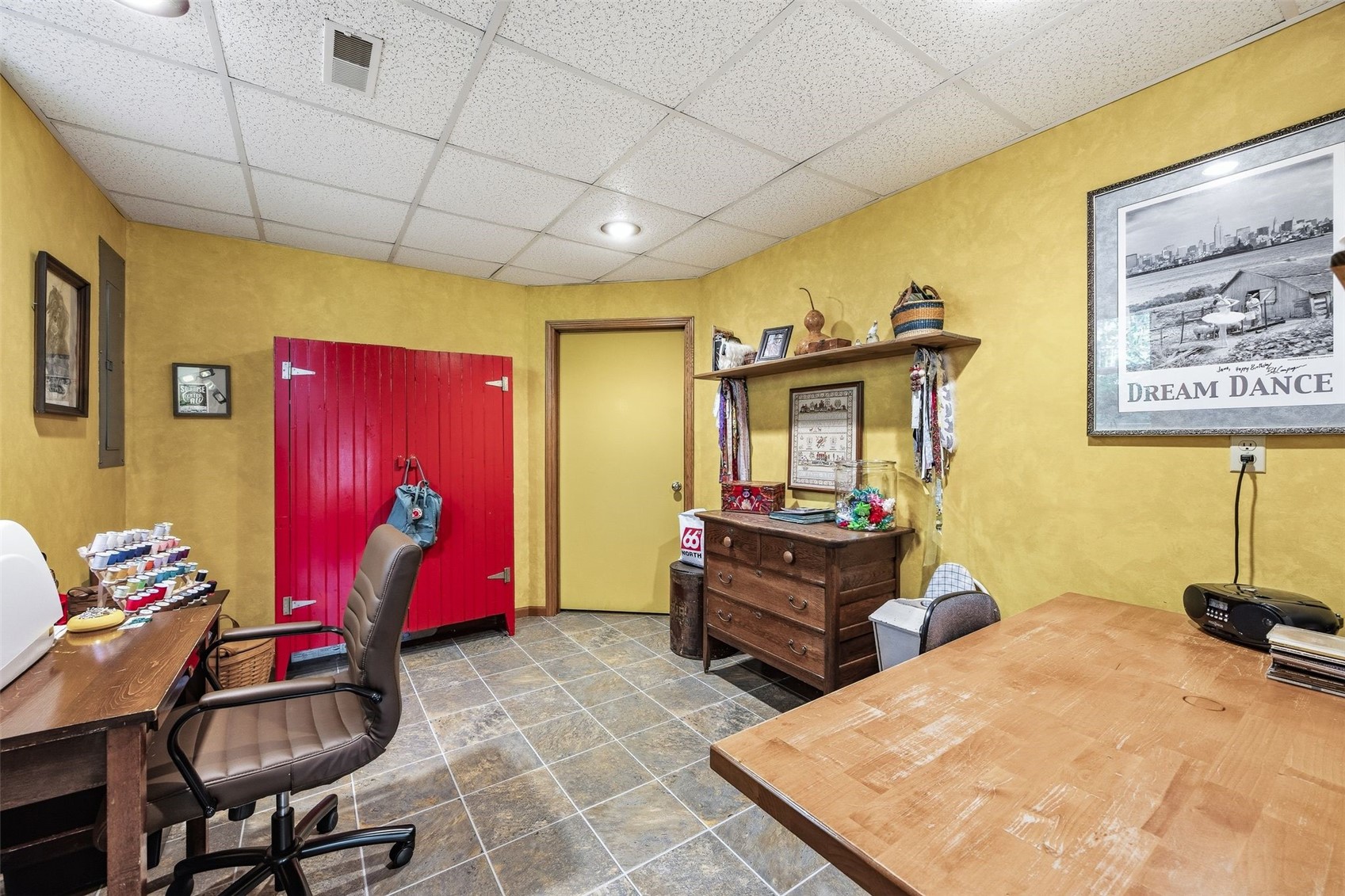 215 10th Avenue SW Mt Vernon IA 52314